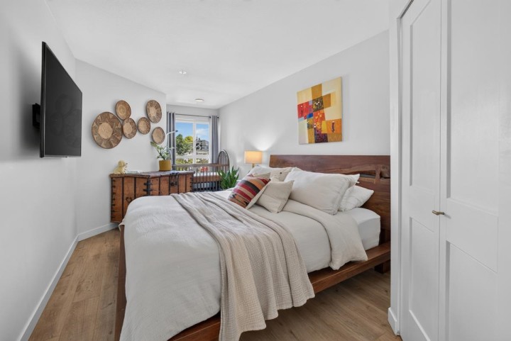 Photo 12 at 309 - 760 Kingsway, Fraser VE, Vancouver East