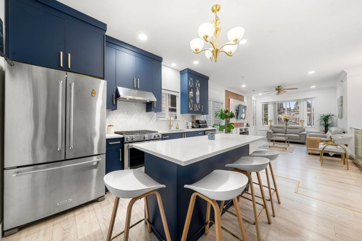 Photo 9 at 5174 Aberdeen Street, Collingwood VE, Vancouver East