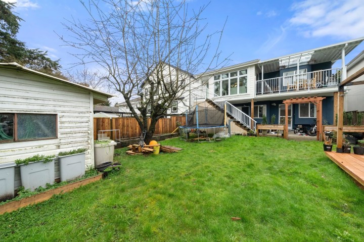 Photo 37 at 5174 Aberdeen Street, Collingwood VE, Vancouver East