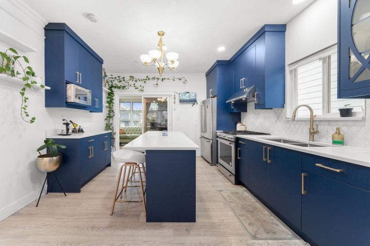Photo 15 at 5174 Aberdeen Street, Collingwood VE, Vancouver East