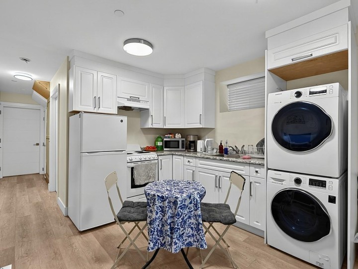 Photo 37 at 636 Cassiar Street, Renfrew VE, Vancouver East