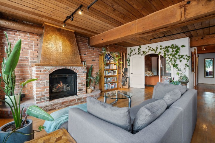 Photo 4 at 305 - 41 Alexander Street, Downtown VE, Vancouver East