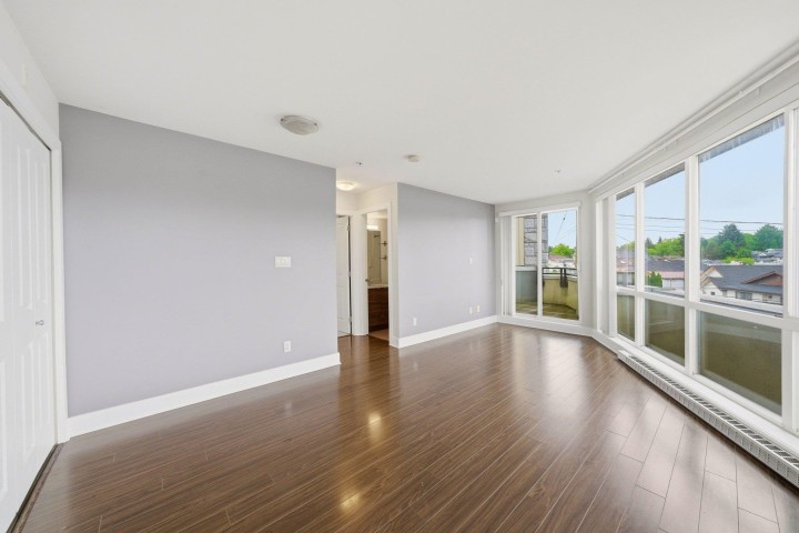 Photo 7 at 201 - 4338 Commercial Street, Victoria VE, Vancouver East