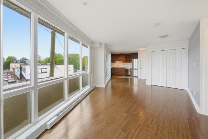 Photo 3 at 201 - 4338 Commercial Street, Victoria VE, Vancouver East