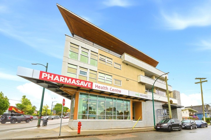 Photo 31 at 201 - 4338 Commercial Street, Victoria VE, Vancouver East