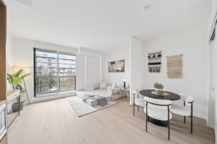 Photo 4 at 307 - 5212 Cambie Street, Cambie, Vancouver West