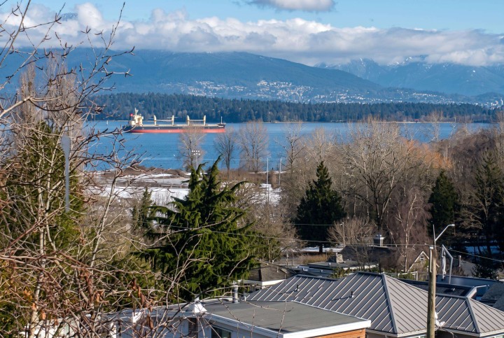 Photo 1 at 4390 Locarno Crescent, Point Grey, Vancouver West