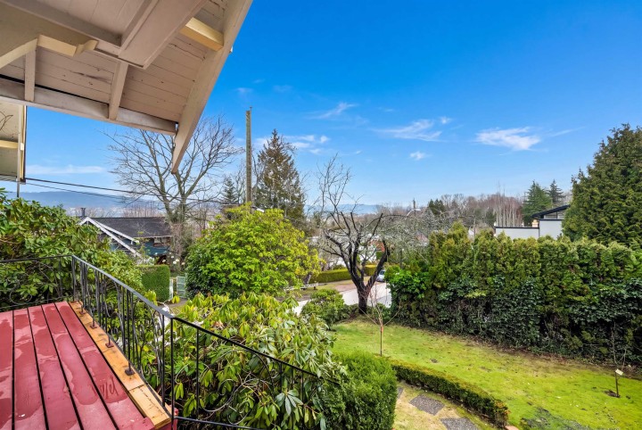 Photo 17 at 4396 Locarno Crescent, Point Grey, Vancouver West