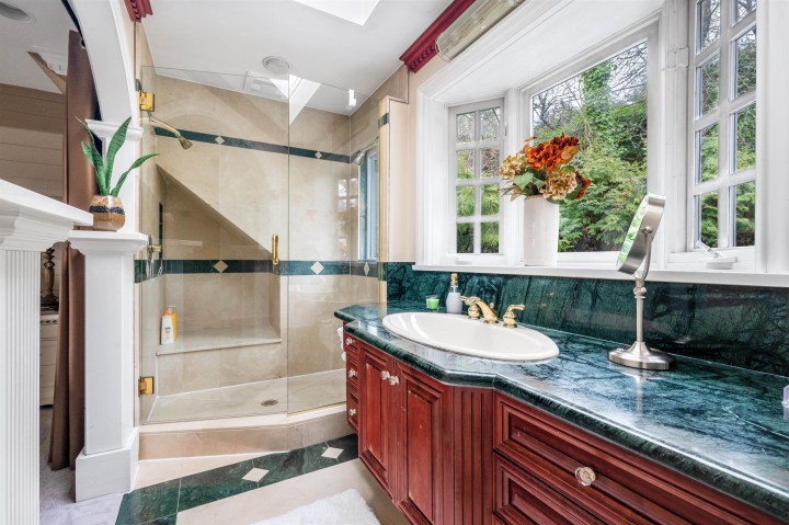 Photo 9 at 4396 Locarno Crescent, Point Grey, Vancouver West