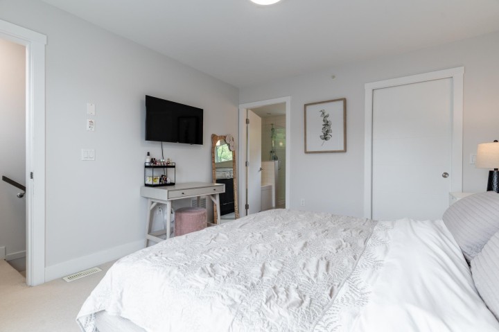 Photo 11 at 5510 Oak Street, Cambie, Vancouver West