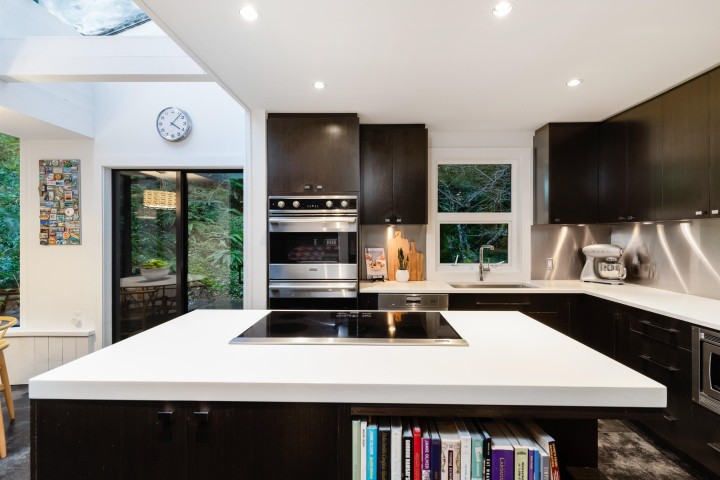 Photo 18 at 470 Timbertop Drive, Lions Bay, West Vancouver