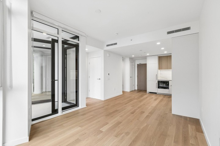 Photo 4 at 704 - 3963 Uplands Way, Cypress Park Estates, West Vancouver