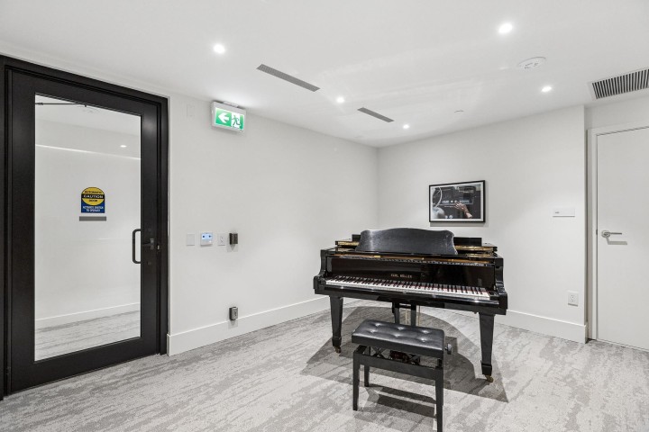 Photo 25 at 704 - 3963 Uplands Way, Cypress Park Estates, West Vancouver