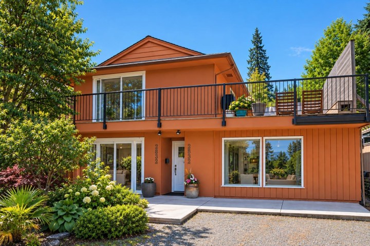 Photo 1 at 6440 Douglas Street, Horseshoe Bay WV, West Vancouver