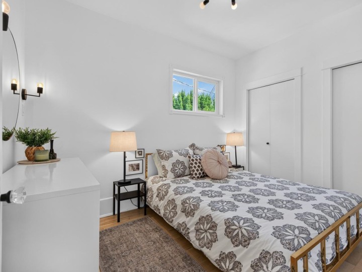 Photo 9 at 3730 Windsor Street, Fraser VE, Vancouver East