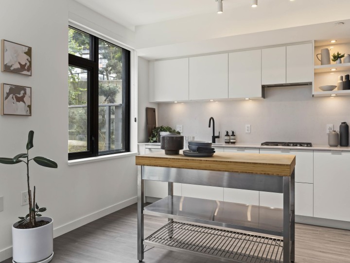 Photo 6 at 301 - 210 E 5th Avenue, Mount Pleasant VE, Vancouver East