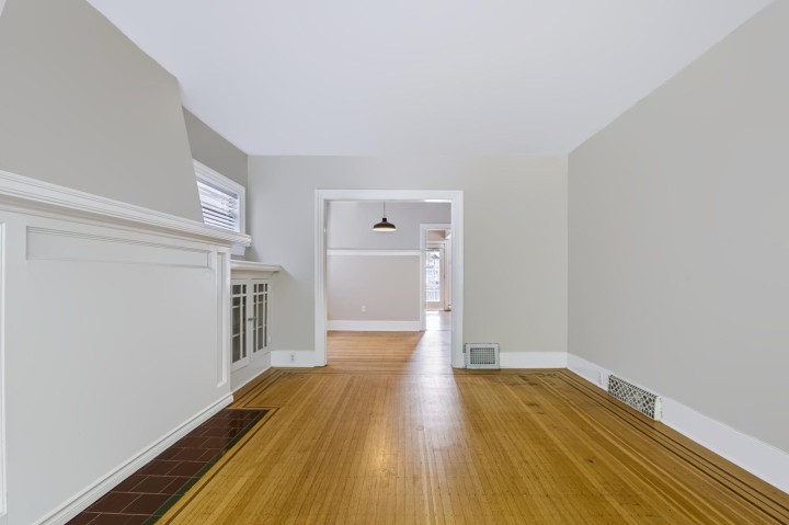 Photo 7 at 3888 W 15th Avenue, Point Grey, Vancouver West