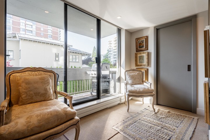 Photo 17 at 301 - 1930 Bellevue Avenue, Ambleside, West Vancouver