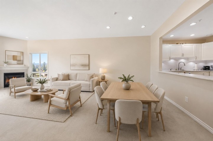Photo 2 at 302 - 1765 Marine Drive, Ambleside, West Vancouver