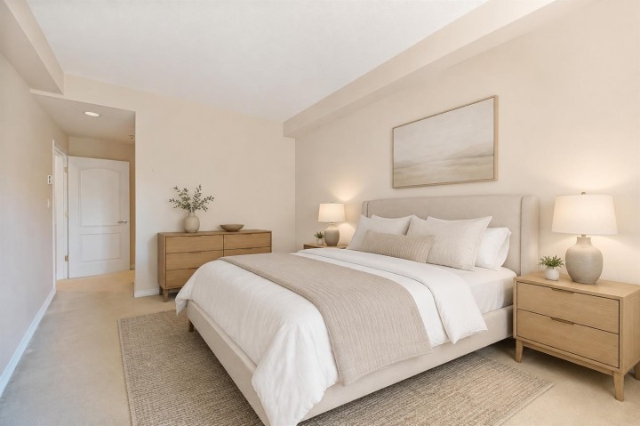 Photo 8 at 302 - 1765 Marine Drive, Ambleside, West Vancouver