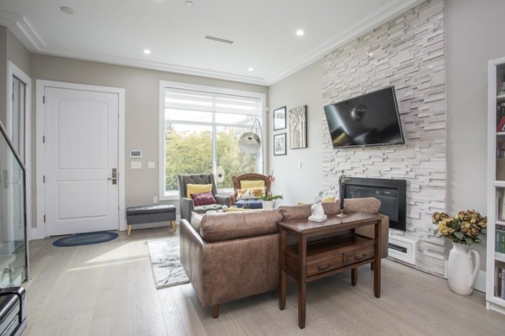 Photo 6 at 8559 Montcalm Street, Marpole, Vancouver West