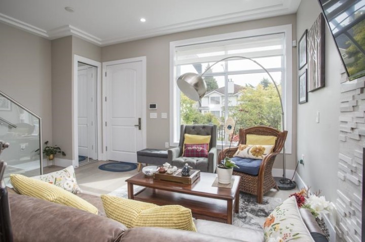 Photo 7 at 8559 Montcalm Street, Marpole, Vancouver West