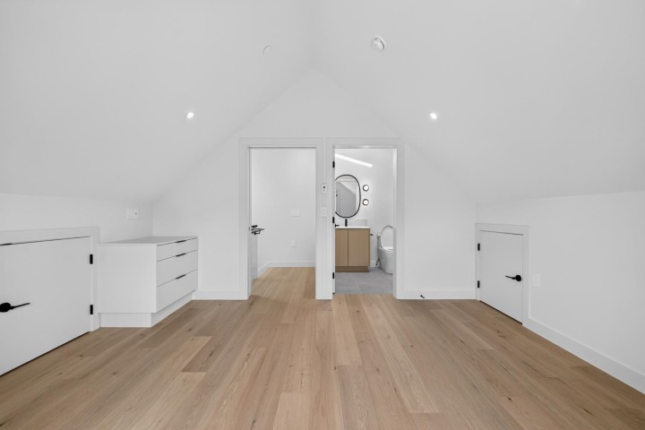 Photo 38 at 2 - 58 E 40th Avenue, Main, Vancouver East