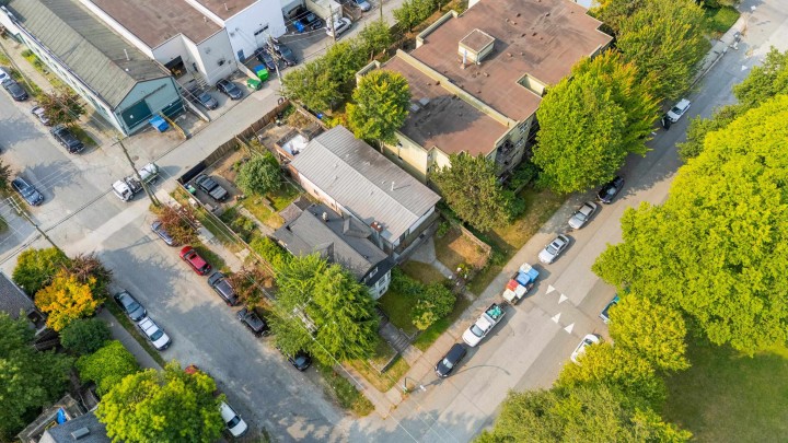 Photo 14 at 1546 Adanac Street, Hastings, Vancouver East