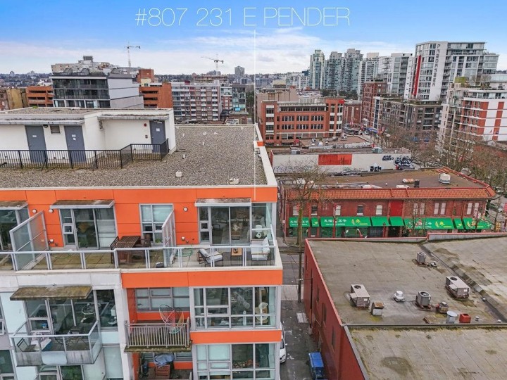 Photo 2 at 807 - 231 E Pender Street, Strathcona, Vancouver East