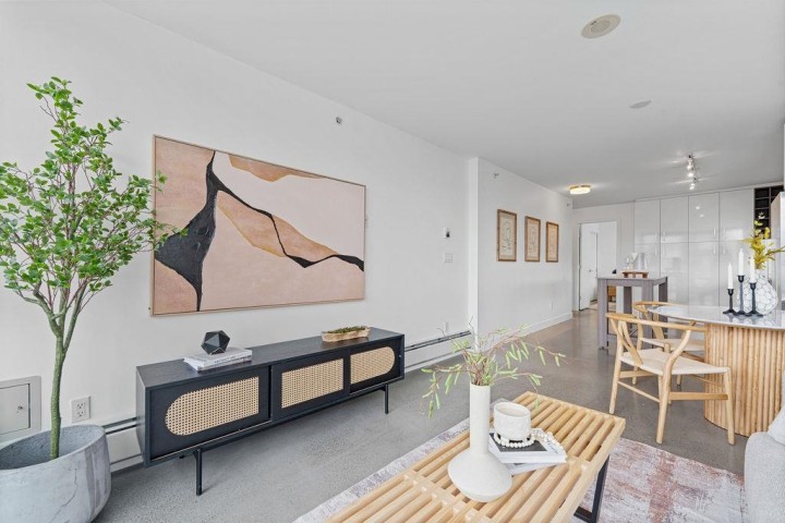 Photo 6 at 807 - 231 E Pender Street, Strathcona, Vancouver East
