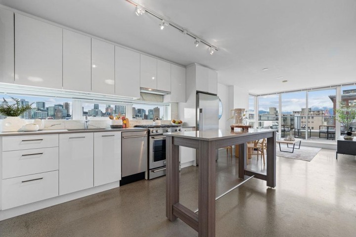 Photo 17 at 807 - 231 E Pender Street, Strathcona, Vancouver East