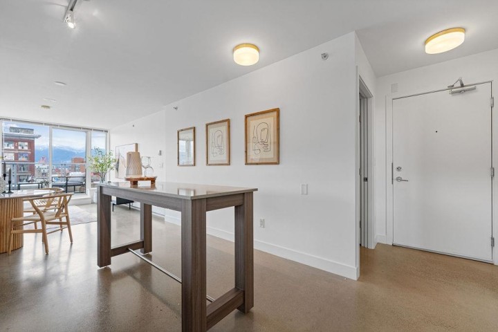 Photo 9 at 807 - 231 E Pender Street, Strathcona, Vancouver East