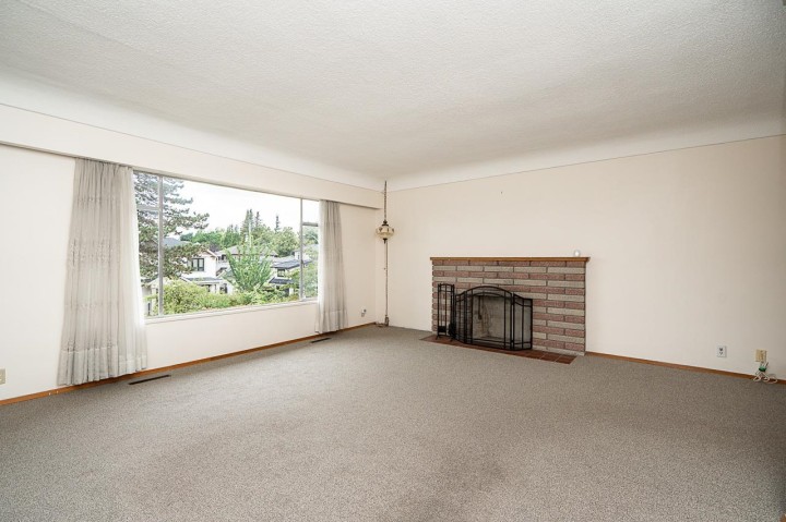 Photo 4 at 5326 Fleming Street, Knight, Vancouver East