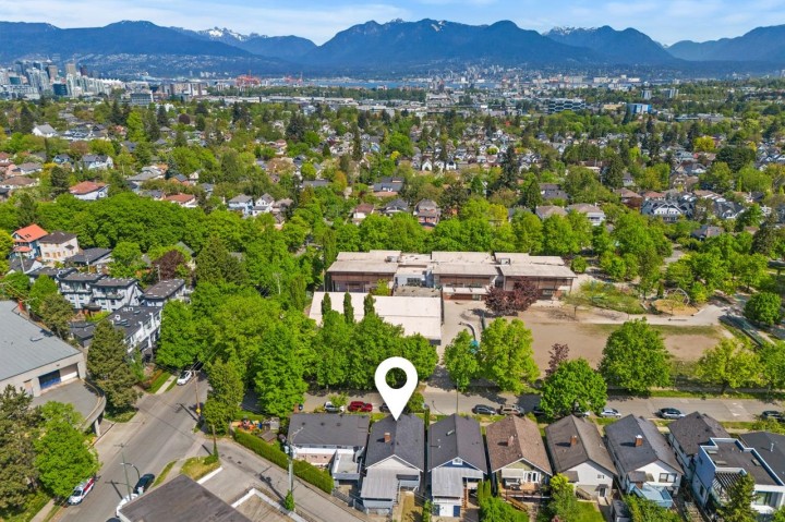 Photo 38 at 1016 E 18th Avenue, Fraser VE, Vancouver East