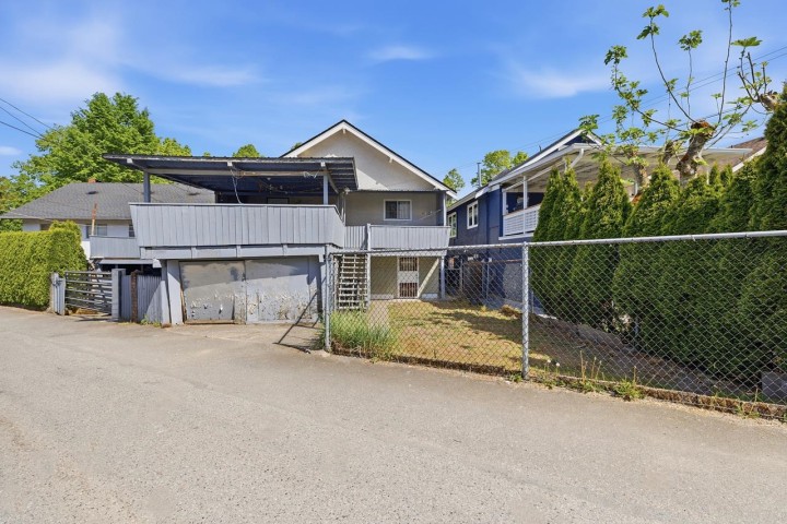 Photo 25 at 1016 E 18th Avenue, Fraser VE, Vancouver East