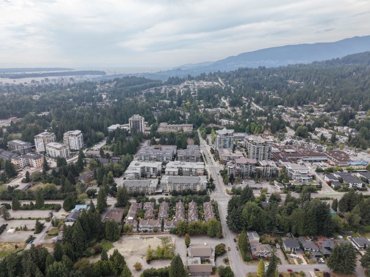 Photo 39 at 205 - 2663 Library Lane, Lynn Valley, North Vancouver