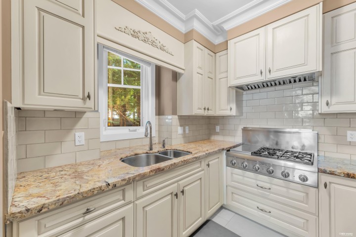 Photo 15 at 1425 W 26th Avenue, Shaughnessy, Vancouver West