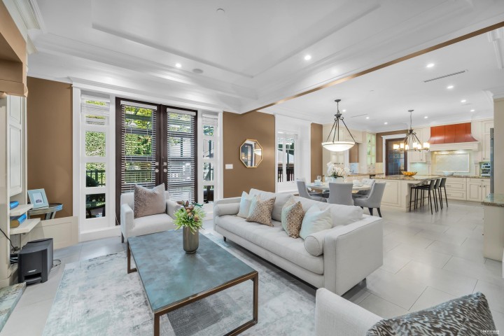 Photo 8 at 1425 W 26th Avenue, Shaughnessy, Vancouver West