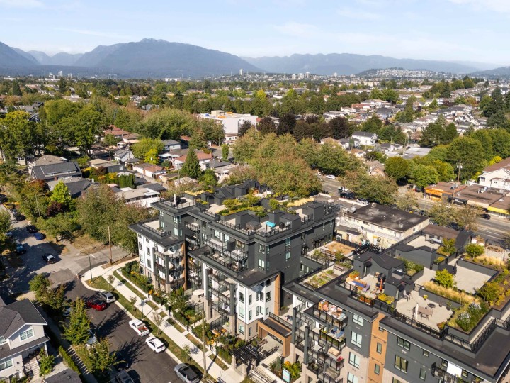 Photo 22 at 306 - 2450 Garden Drive, Grandview Woodland, Vancouver East