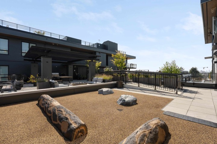 Photo 24 at 306 - 2450 Garden Drive, Grandview Woodland, Vancouver East