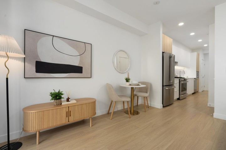 Photo 8 at 306 - 2450 Garden Drive, Grandview Woodland, Vancouver East