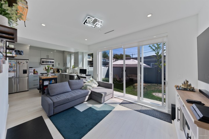 Photo 3 at 6532 Knight Street, Knight, Vancouver East