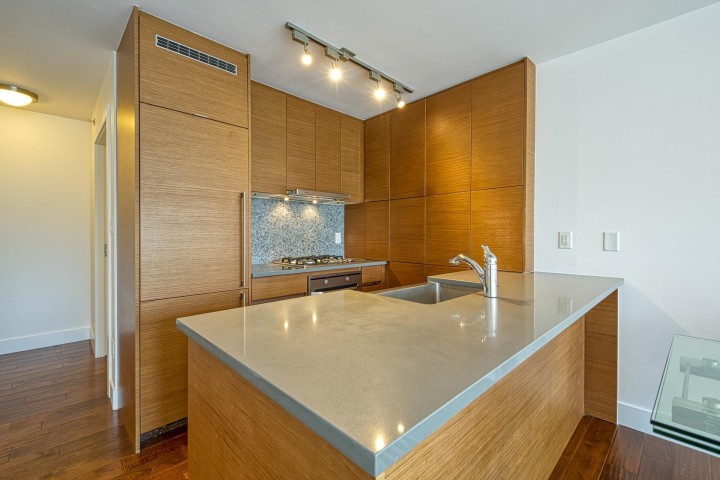 Photo 14 at 1104 - 565 Smithe Street, Downtown VW, Vancouver West