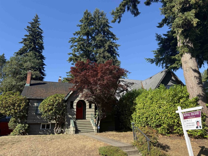 Photo 1 at 3441 W 35th Avenue, Dunbar, Vancouver West