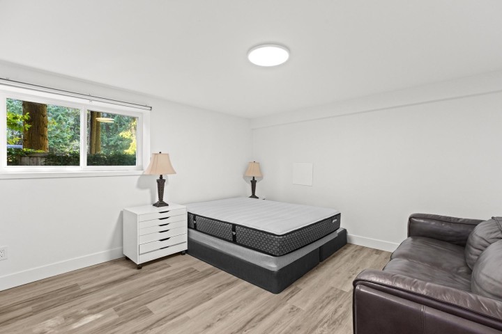 Photo 33 at 104 Bonnymuir Drive, Glenmore, West Vancouver