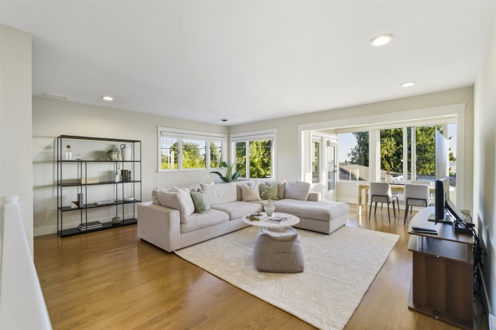 Photo 17 at 1631 22nd Street, Dundarave, West Vancouver