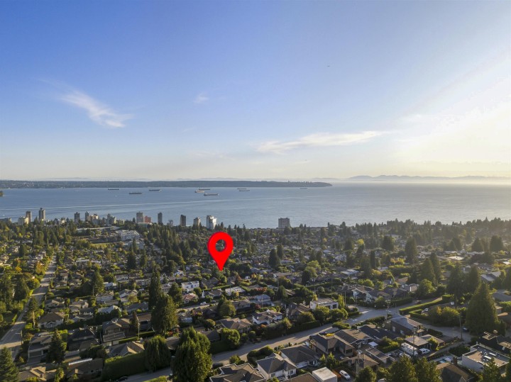 Photo 39 at 1631 22nd Street, Dundarave, West Vancouver