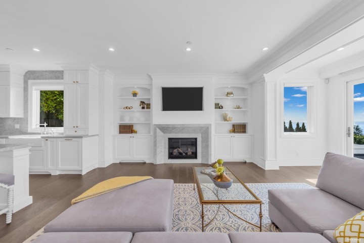 Photo 12 at 4135 Burkehill Place, Bayridge, West Vancouver