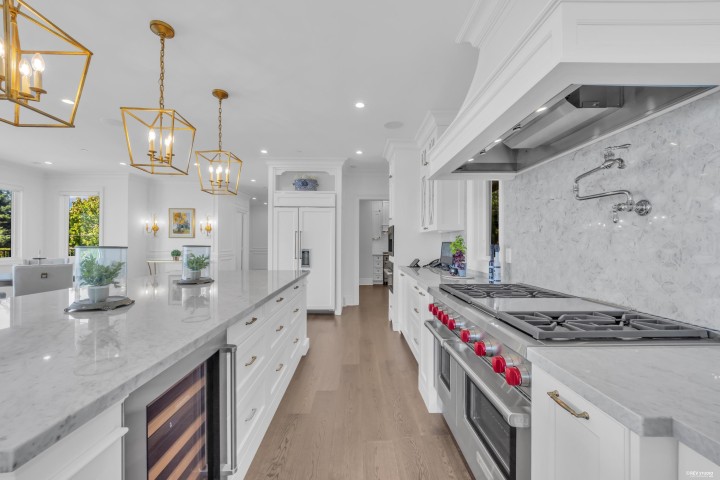 Photo 9 at 4135 Burkehill Place, Bayridge, West Vancouver