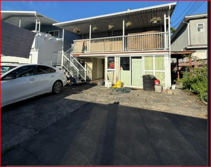 Photo 7 at 5441 Dundee Street, Collingwood VE, Vancouver East